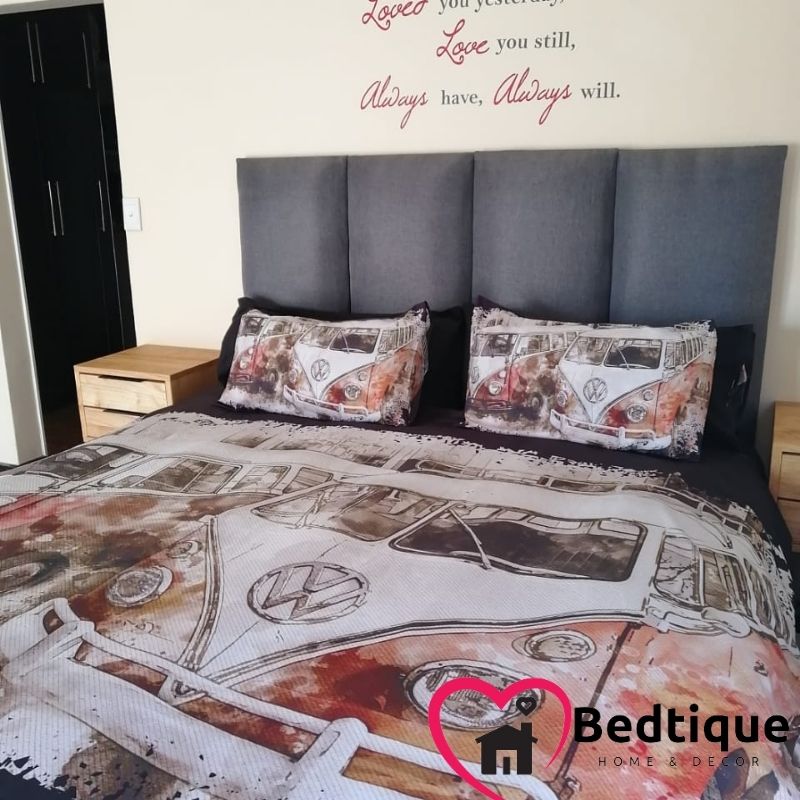 Vintage vibes Kombi VW Bus Duvet Cover Set